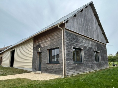 Vente Local d'activité / Entrepôt, 220 m2 à Aillant-sur-Milleron (45230) en France