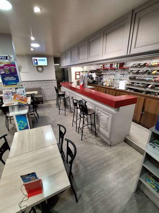 Vente Bar, tabac, FDJ avec logement dans le centre ville, à Saint-Hilaire-du-Harcouët (50600)