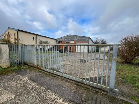 Vente Local d'activité de 380 m2 à Verberie (60410)