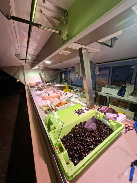 Vente Poissonnerie ambulante sur 4 marchés hebdomadaires à Tréffiagat (29730)
