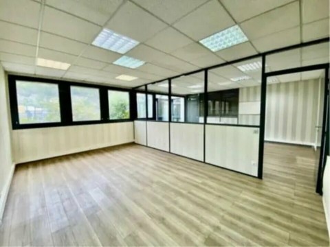 Vente Local d'activité / Entrepôt, 503 m2 à Oudalle (76430)