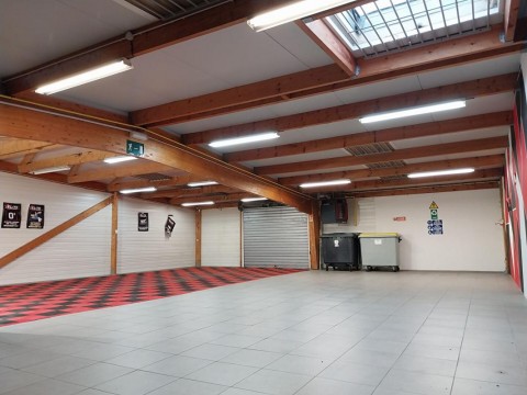 Vente Local commercial de 550 m2 à Fécamp (76400)
