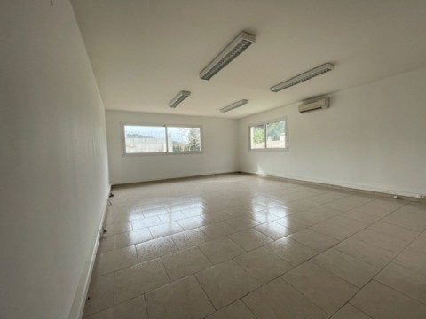 Vente Bureaux / Locaux professionnels, 47 m2 dans les Alpes Maritimes (06)