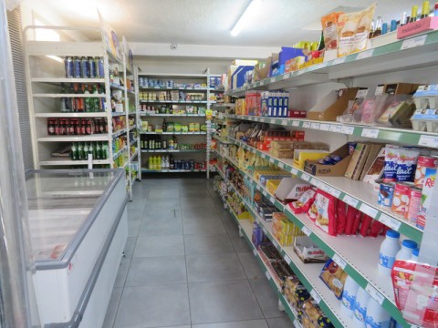 Vente Bar, Tabac, PMU, Loto, Supérette, Alimentation, Sandwicherie / Snack dans un village estival, à Roumoules (04500) en France