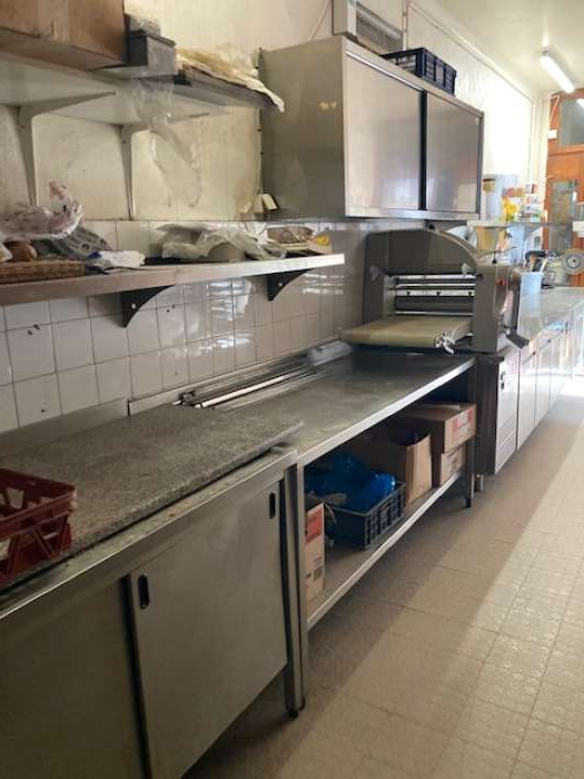 Vente Boulangerie - patisserie en plein centre ville d'Aurignac (31420)