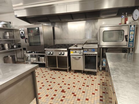 Vente Bar, Restaurant, Traiteur de 200 m2 près de Rennes (35700)