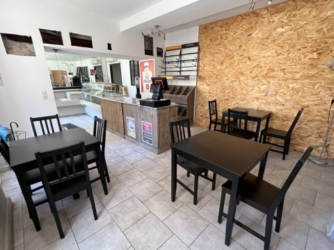 Vente Local commercial de 85 m2 pour différentes activités à Mercurey (71640) en France
