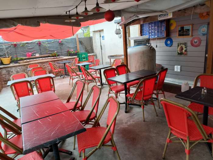 Vente Bar - restaurant avec terrasse à Saint-Pierre-des-Nids (53370)