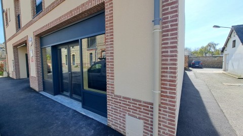 Vente Local commercial neuf de 67 m2 dans le centre ville, à Guichen (35580)