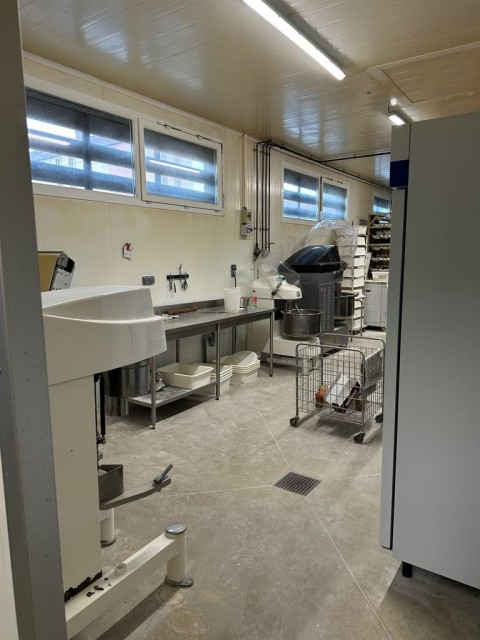 Vente Boulangerie, pâtisserie, chocolaterie, sandwicherie, vente à emporter dans une zone dynamique, proche du Creusot (71200)