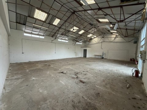 Vente Local de 157 m2 à usage artisanal et d'activités à Bidart (64210) en France