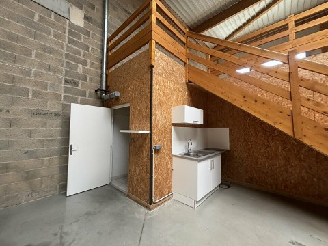 Vente Local d'activité de 180 m2 à Chartres (28000)
