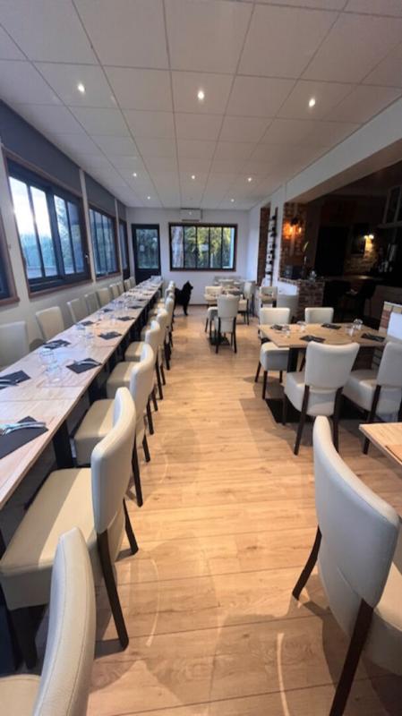 Vente Local commercial Bar avec terrasse à Sandouville (76430)
