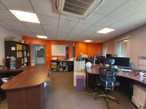 Vente Bureaux / Locaux professionnels, 172 m2 à Mions (69780)