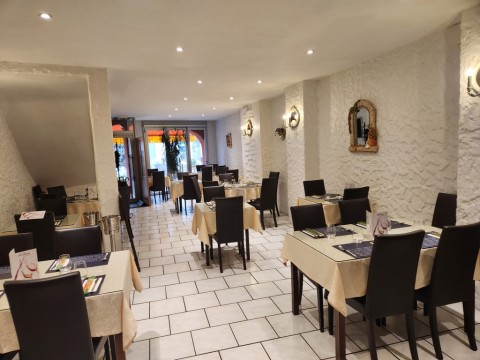 Vente Restaurant traditionnel avec terrasse dans le centre ville d'Agen (47000) en France