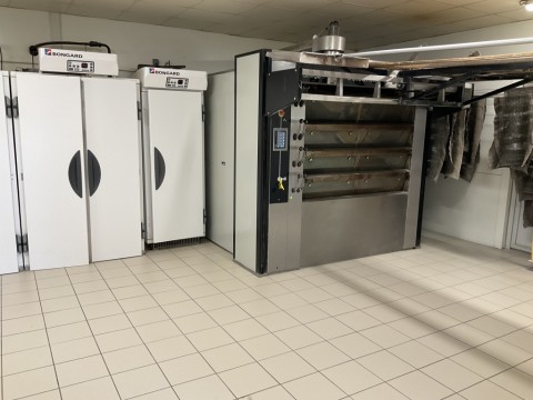 Vente Boulangerie - pâtisserie avec grand laboratoire, à Langeac (43300)