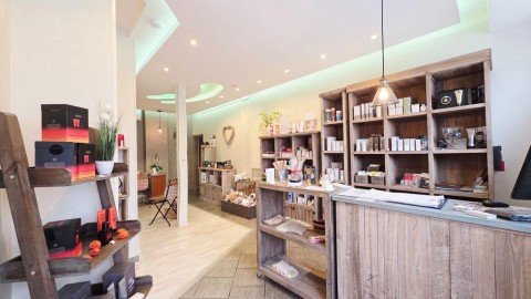 Vente Salon de beauté et esthétique de 100 m2 à Bourges (18000)