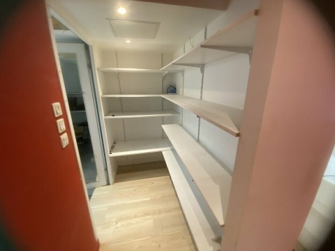 Vente Local commercial de 440 pi2 dans le centre ville de Mont-de-Marsan (40000) en France