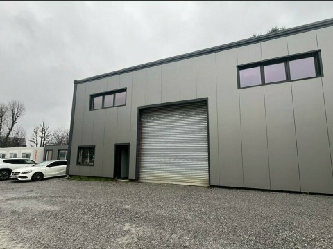 Vente Local d'activité de 500 m2 à Valgelon-La-Rochette (73110)