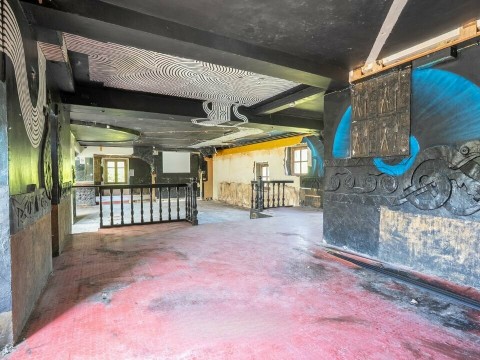 Vente Immeuble de 5390 pi2 pour un projet touristique à Ploemeur (56270) en France