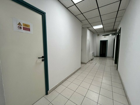 Vente Bureaux / Locaux professionnels, 480 m2 à Saint-Omer (62500) en France