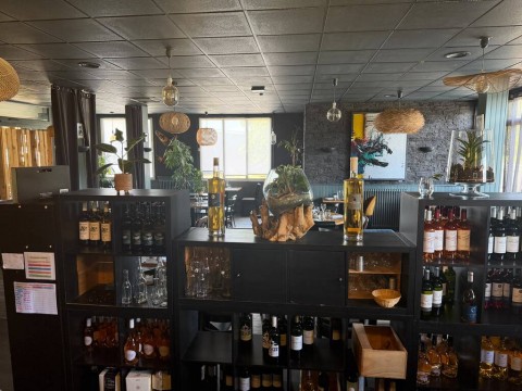 Vente Bar, Restaurant licence IV 80 couverts avec terrasse proche de Bordeaux (33000) en France