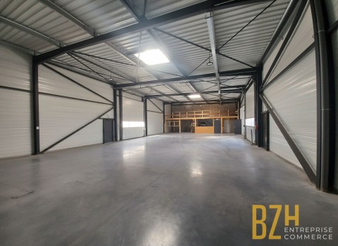 Vente Local d’activité de 386 m2 à Landévant (56690) en France