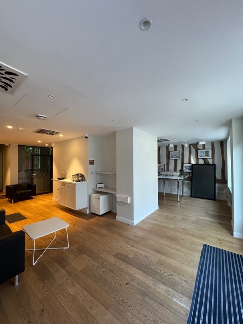 Vente Bureaux / Locaux professionnels, 287 m2 à Orléans (45000)