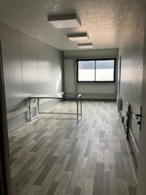 Vente Quatre locaux d'activités de 600 m2 à Chauvé (44320)