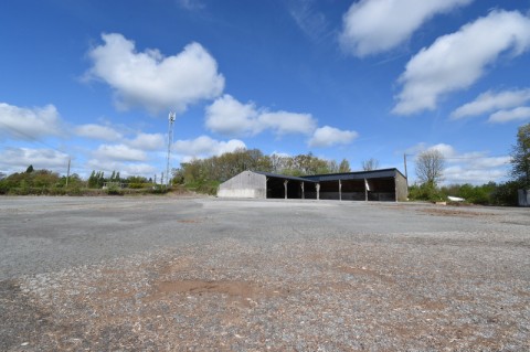Vente Local d'activité / Entrepôt à La Ferté-Macé (61600)