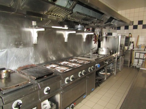 Vente Hôtel restaurant 3* de 10 chambres avec terrasse à Sarlat-la-Canéda (24200)