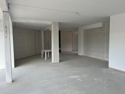 Vente Local commercial de 90 m2 dans une zone touristique, à Perros-Guirec (22700)
