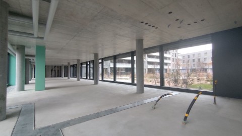 Vente Arcades commerciales et showroom de 120 à 900 m2 à Lausanne en Suisse