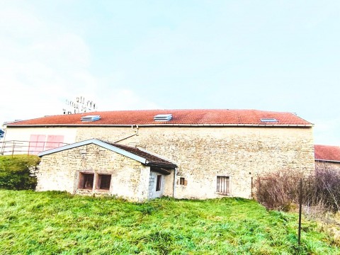 Vente Bar, Restaurant licence IV 100 couverts avec terrasse à Charmes (88130)