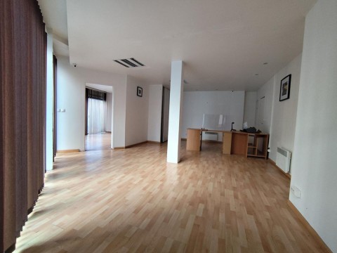 Vente Local commercial de 50 m2 à Saint-Brieuc (22000)