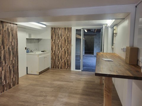 Vente Local commercial de 250 m2 sur un axe fréquenté, à Pornic (44210) en France