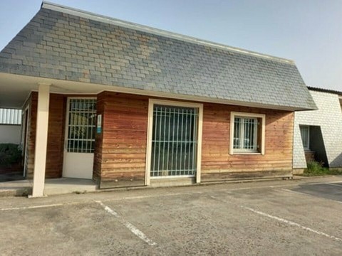 Vente Local d'activité de 300 m2 à Caudebec-lès-Elbeuf (76320)