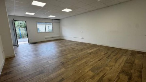 Vente Local commercial - murs à vendre à Saleilles (66280) - zone d'activité