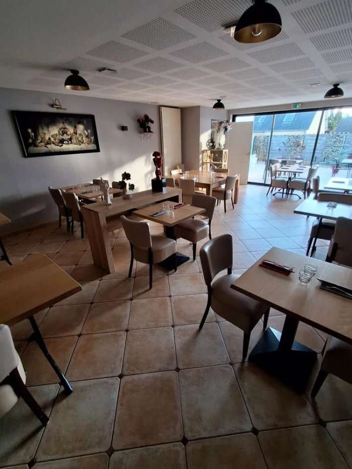 Vente Restaurant avec logement dans une zone dynamique, à Saint-Denis-le-Vêtu (50210)