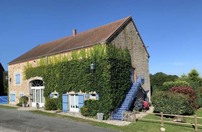 Vente Gîte dans une zone touristique, proche de Guéret (23000)