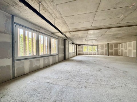 Vente Bureaux à Renens VD en Suisse