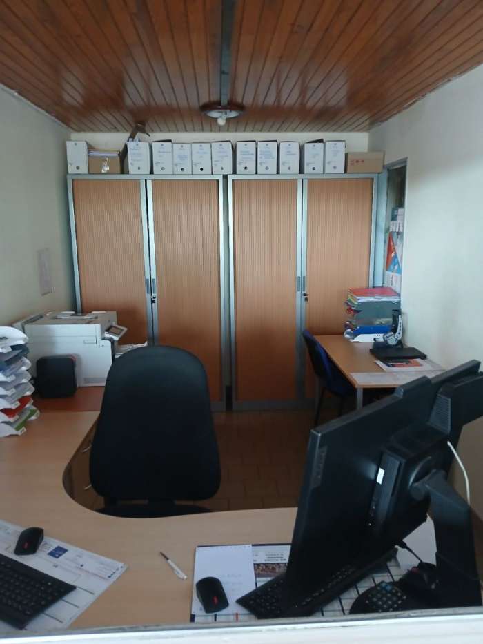 Vente Garage mécanique de toutes marques de 600 m2 dans le centre ville, à Courtenay (45320)