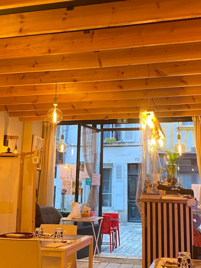 Vente Restauration rapide 35 couverts avec terrasse dans une rue piétonne du Loiret (45)