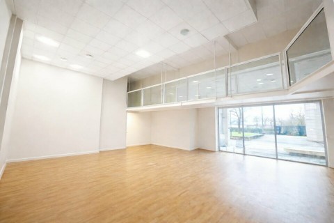 Vente Local commercial Bureaux / Locaux professionnels, 300 m2 en plein centre ville de Colomiers (31770)