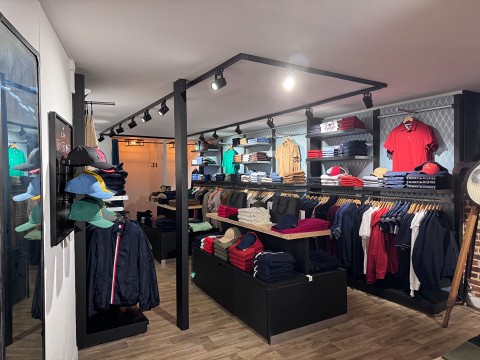 Vente Local commercial actuellement Prêt-à-porter, Accessoire, 65 m2 en centre ville de Dinan