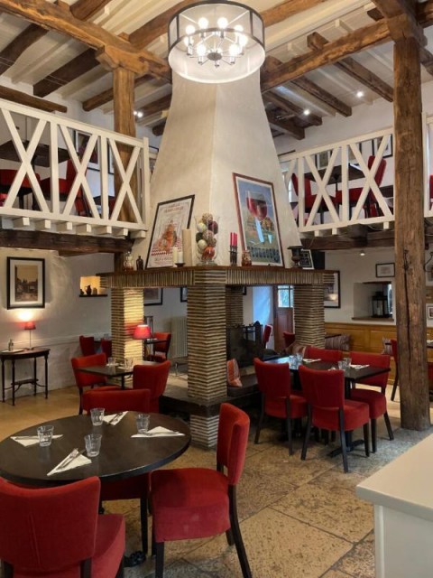 Vente Bar, Crêperie, Restaurant 70 couverts avec terrasse à Châteauneuf (21320)