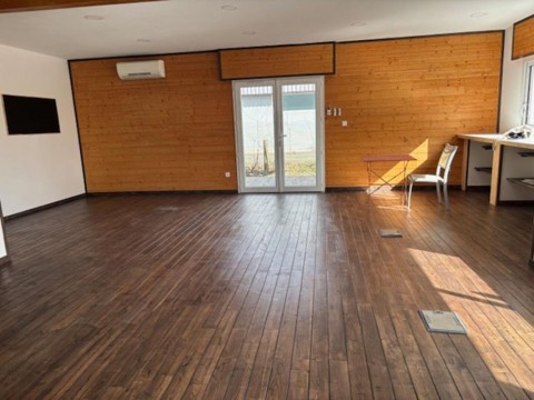 Vente Bureaux / Locaux professionnels de 227 m2 à Le Haillan (33185)
