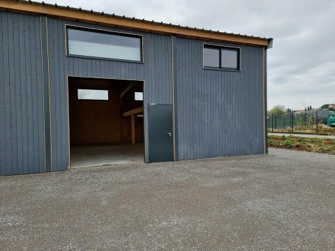 Vente Ateliers de 75 m2 à 300 m2 à Die au cœur d’une zone artisanale (26150)