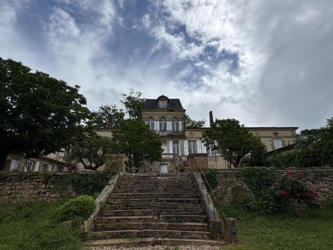 Vente Château historique du XVIIIe siècle à Loupiac (33410)