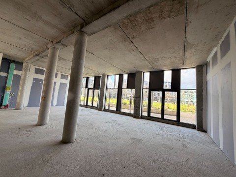 Vente Local commercial de 163 m2 à Caen (14000) en France
